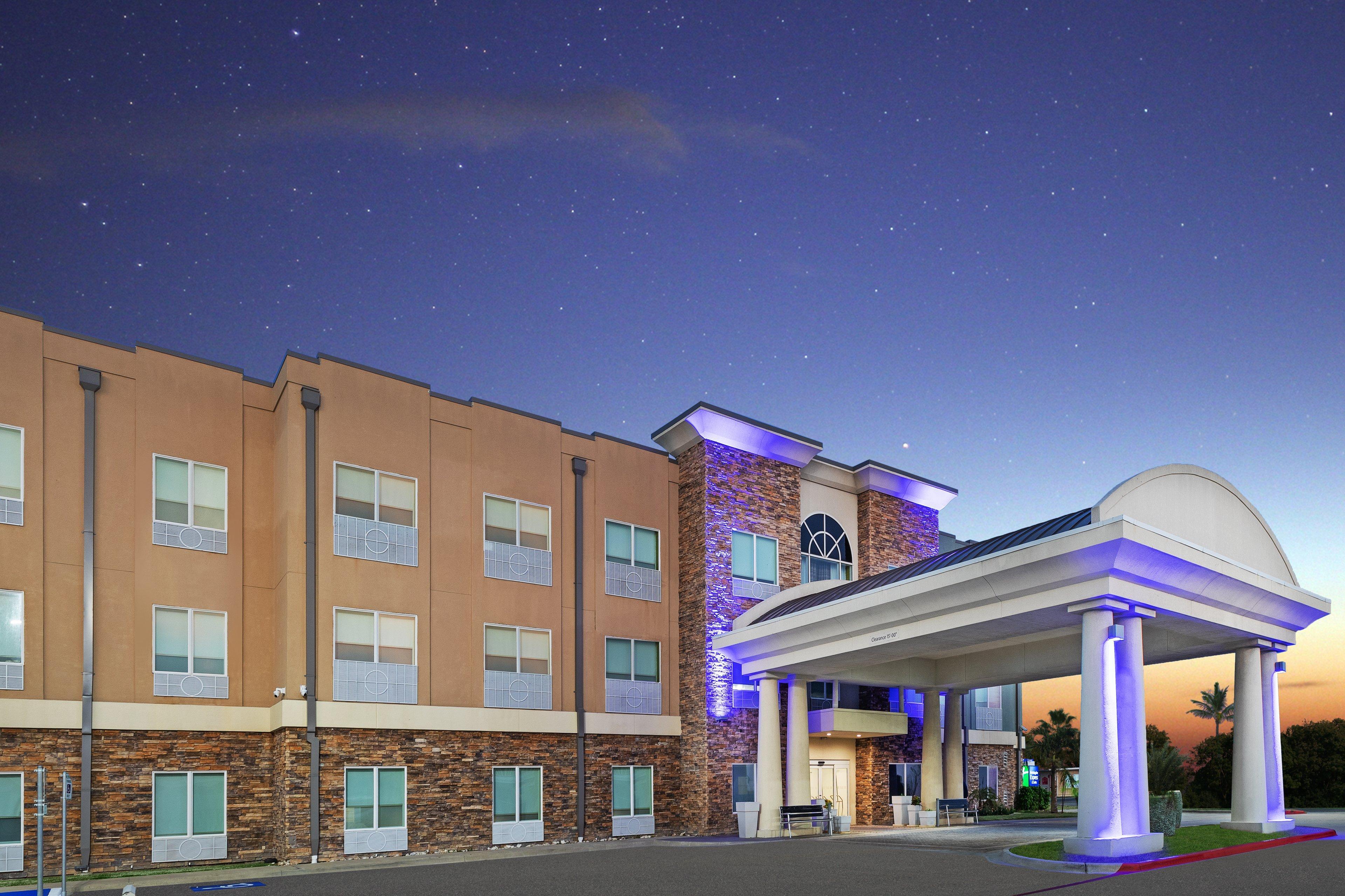 Holiday Inn Express & Suites Rockport - Bay View By Ihg Exterior photo